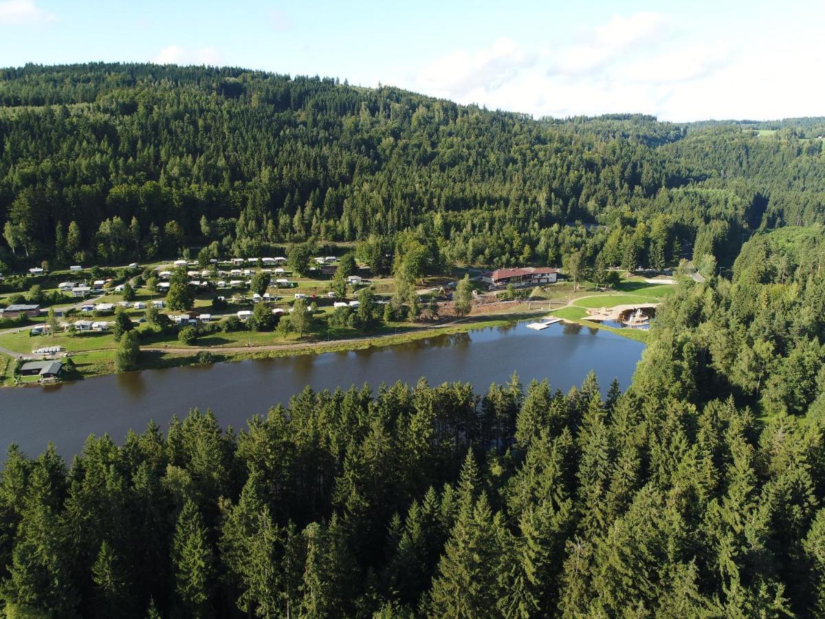 Freizeit- Und Campinganlage Gaisweiher Flossenburg Exteriör bild
